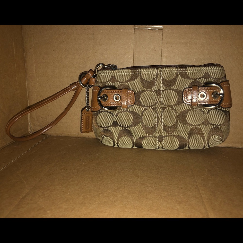 Small Coach Wristlet
